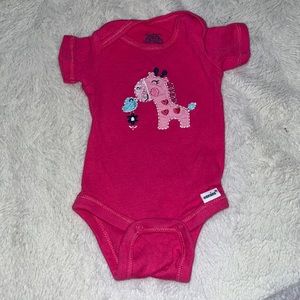 (3 for $10) gerber giraffe bodysuit 🦒